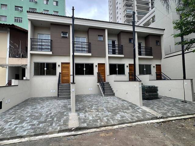 #4669 - Sobrado para Venda em São Paulo - SP - 1