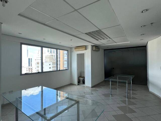 Sala para Venda em São Paulo - 4